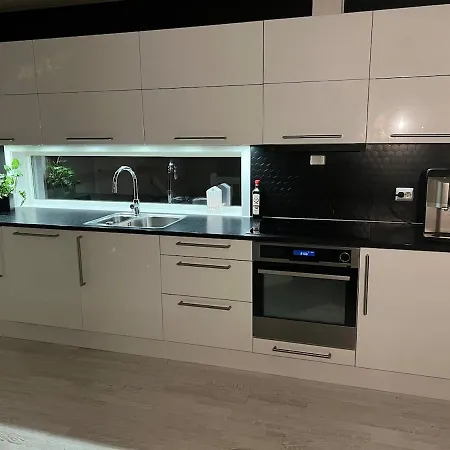 Dom wakacyjny Small House Close To The And Sea Stavanger