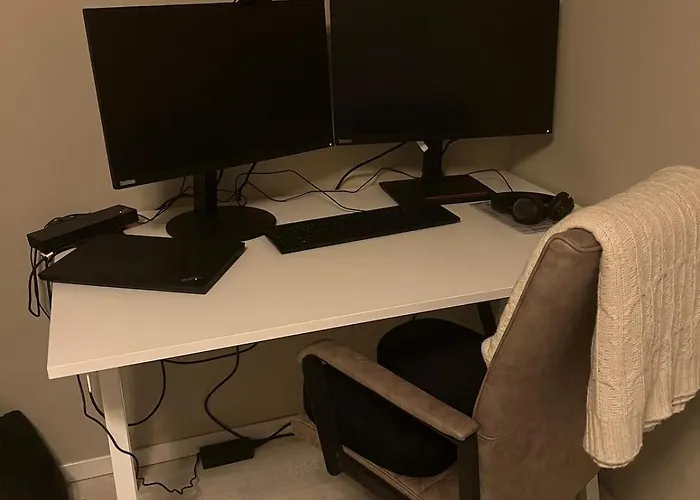 Dom wakacyjny Small House Close To The And Sea